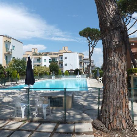 Complesso Riva Di Badino Lejlighedshotel Terracina Eksteriør billede